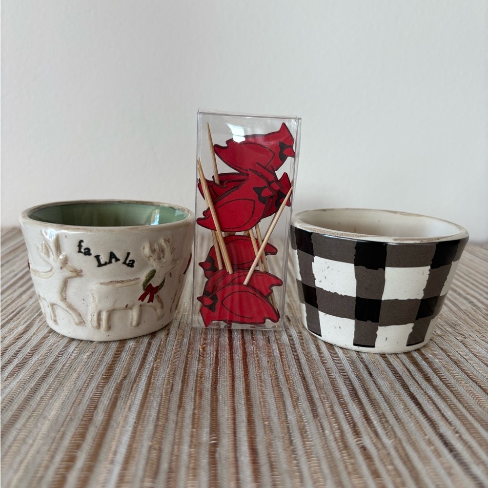 Tidbit Bowl Set with Toothpicks made by Mud Pie